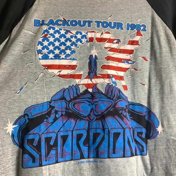 vintage 1982 SCORPIONS Band Blackout Tour double sided 3/4 sleeve tee shirt L - Picture 8 of 8